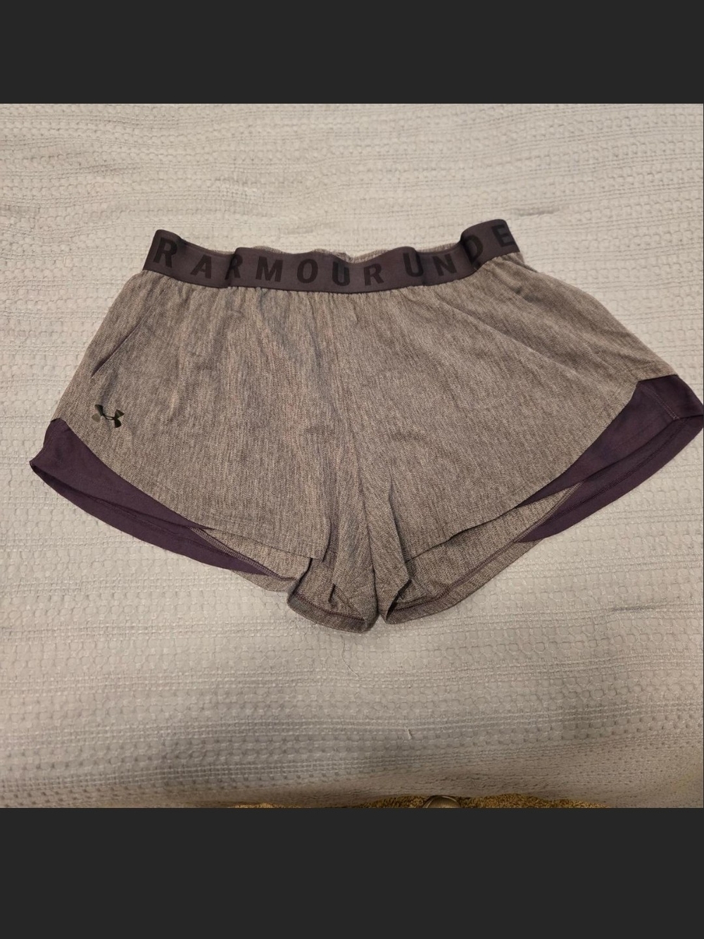 Under Armour Womens Grey & Black Athletic Running Shorts